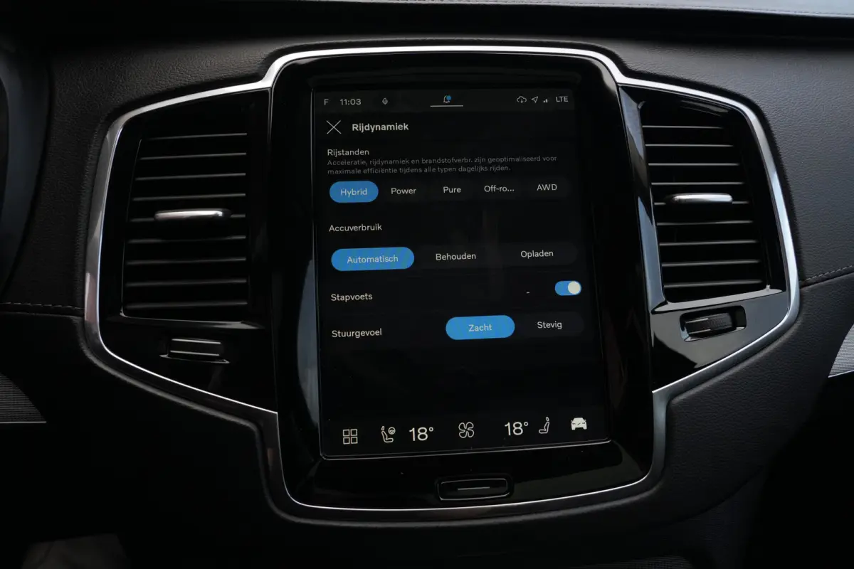 2.0 T8 Recharge AWD Plus Bright | 455 PK | Panoramadak | Leder | ACC | 360 Camera | HarmanKardon | Volvo XC90 2.0 T8 Recharge AWD Plus Bright 455 PK met 2.0-liter viercilinder plug-in hybrid