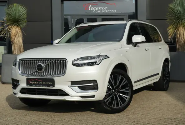 2.0 T8 Recharge AWD Plus Bright | 455 PK | Panoramadak | Leder | ACC | 360 Camera | HarmanKardon | Volvo XC90 2.0 T8 Recharge AWD Plus Bright 455 PK met 2.0-liter viercilinder plug-in hybrid