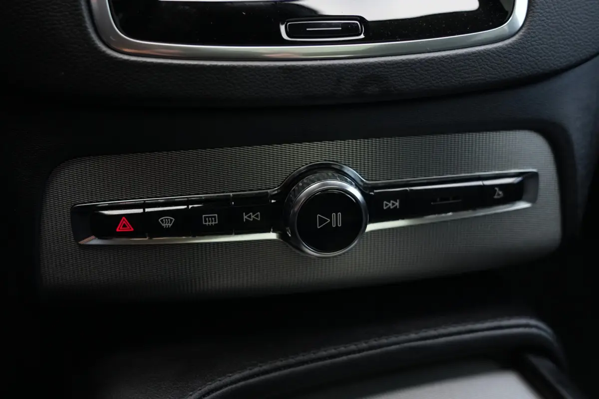 2.0 T8 Recharge AWD Plus Bright | 455 PK | Panoramadak | Leder | ACC | 360 Camera | HarmanKardon | Volvo XC90 2.0 T8 Recharge AWD Plus Bright 455 PK met 2.0-liter viercilinder plug-in hybrid