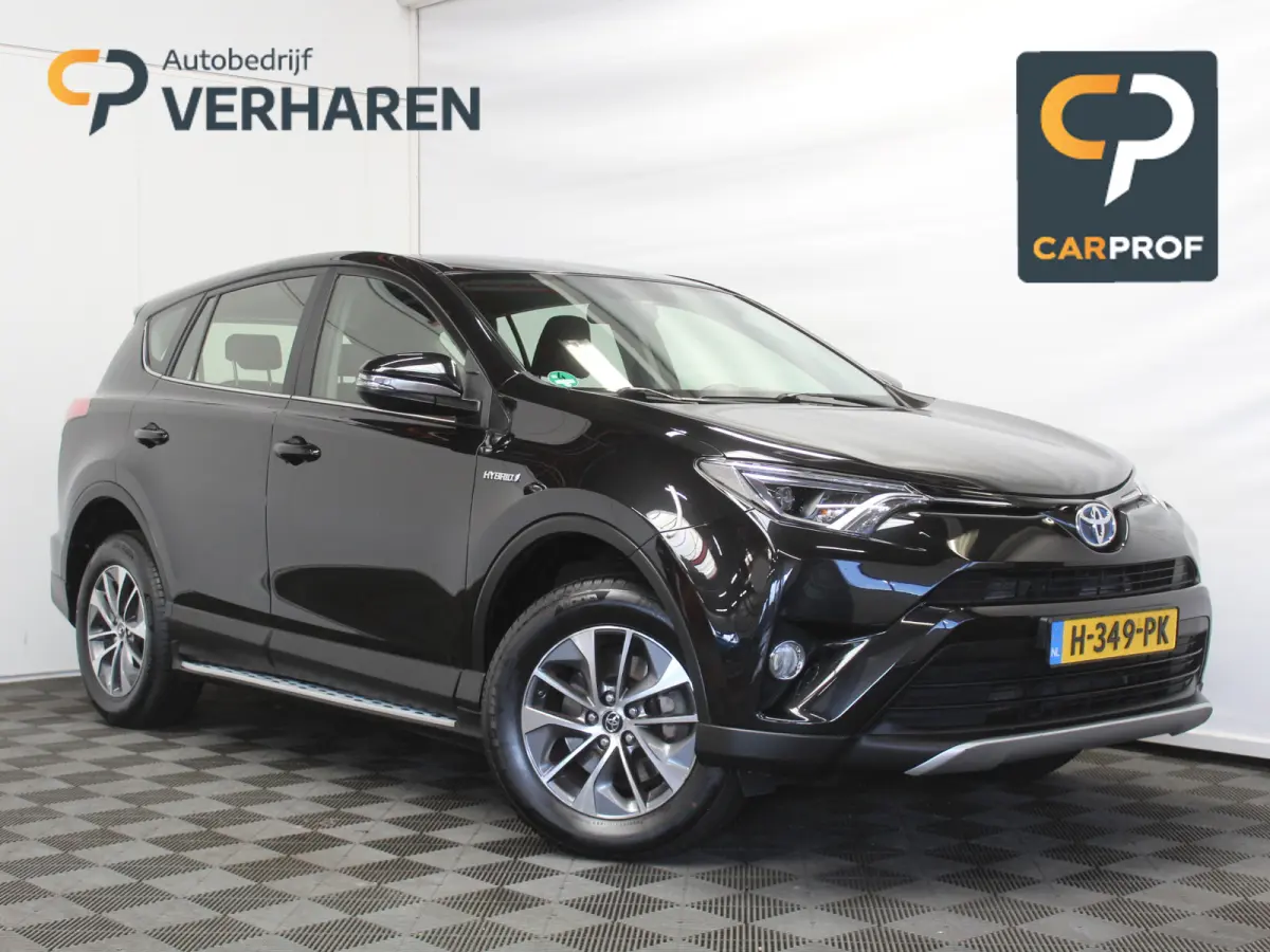 2.5 Hybrid Executive Business CLIMATE | CRUISE | CAMERA | LMV17 | ELECAKLEP | NAVI | LED