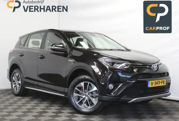 2.5 Hybrid Executive Business CLIMATE | CRUISE | CAMERA | LMV17 | ELECAKLEP | NAVI | LED
