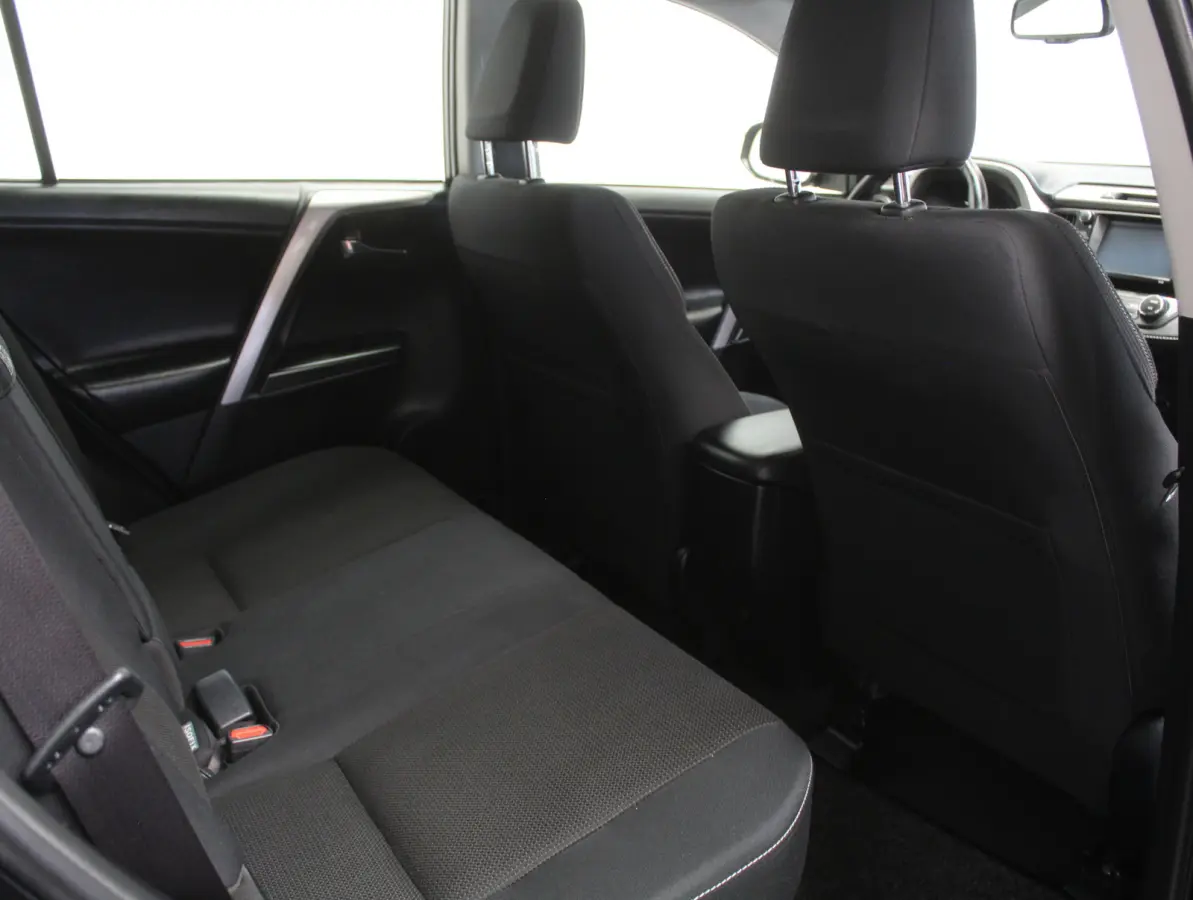 2.5 Hybrid Executive Business CLIMATE | CRUISE | CAMERA | LMV17 | ELECAKLEP | NAVI | LED