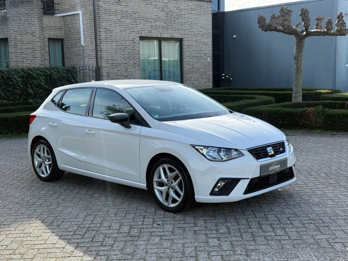 1.0 TSI FR 116PK I CAMERA I CARPLAY I VIRTUAL DASH I 6BAK I CRUISE