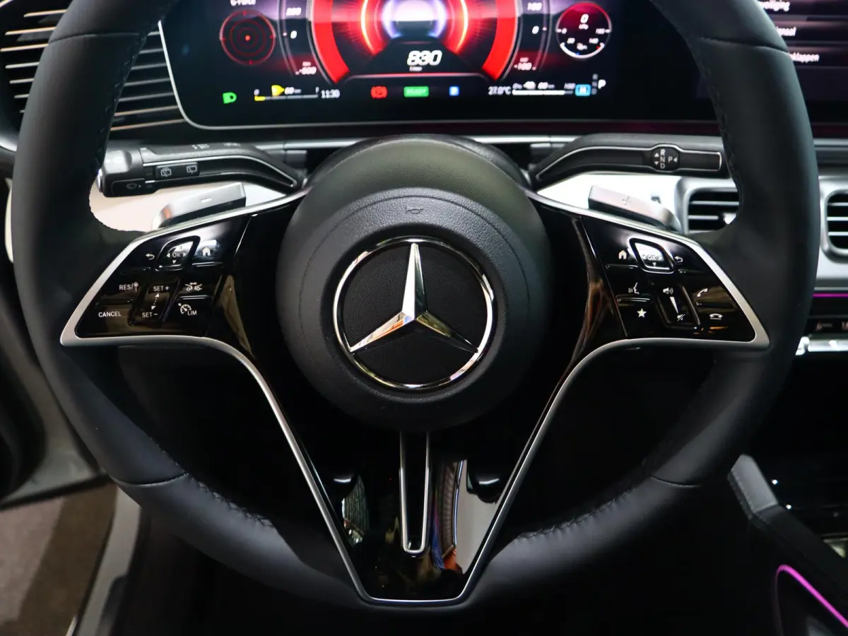 400e 4MATIC Sport Edition Premium Plus | Night | Premium Plus | Panoramaschuifdak | AIRMATIC | Trekhaak | Burmester | Massagestoelen | 22 inch AMG Velgen | Winter pakket |
