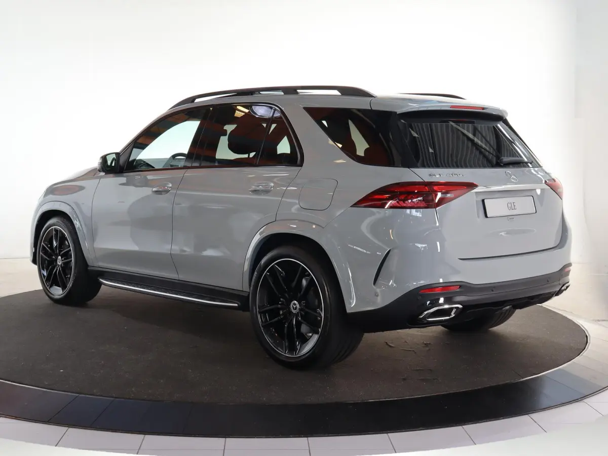 400e 4MATIC Sport Edition Premium Plus | Night | Premium Plus | Panoramaschuifdak | AIRMATIC | Trekhaak | Burmester | Massagestoelen | 22 inch AMG Velgen | Winter pakket |
