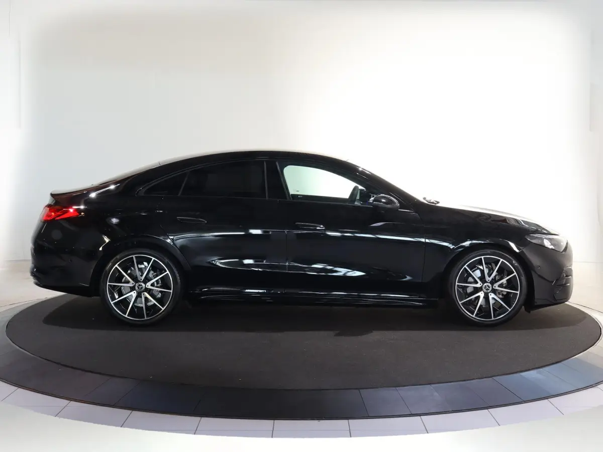 180 Business Solution AMG | Matrix led | 19" LM velgen | Night pakket | Memory pakket |