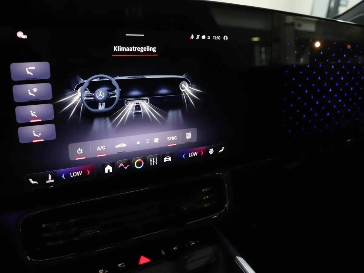 180 Business Solution AMG | Matrix led | 19" LM velgen | Night pakket | Memory pakket |