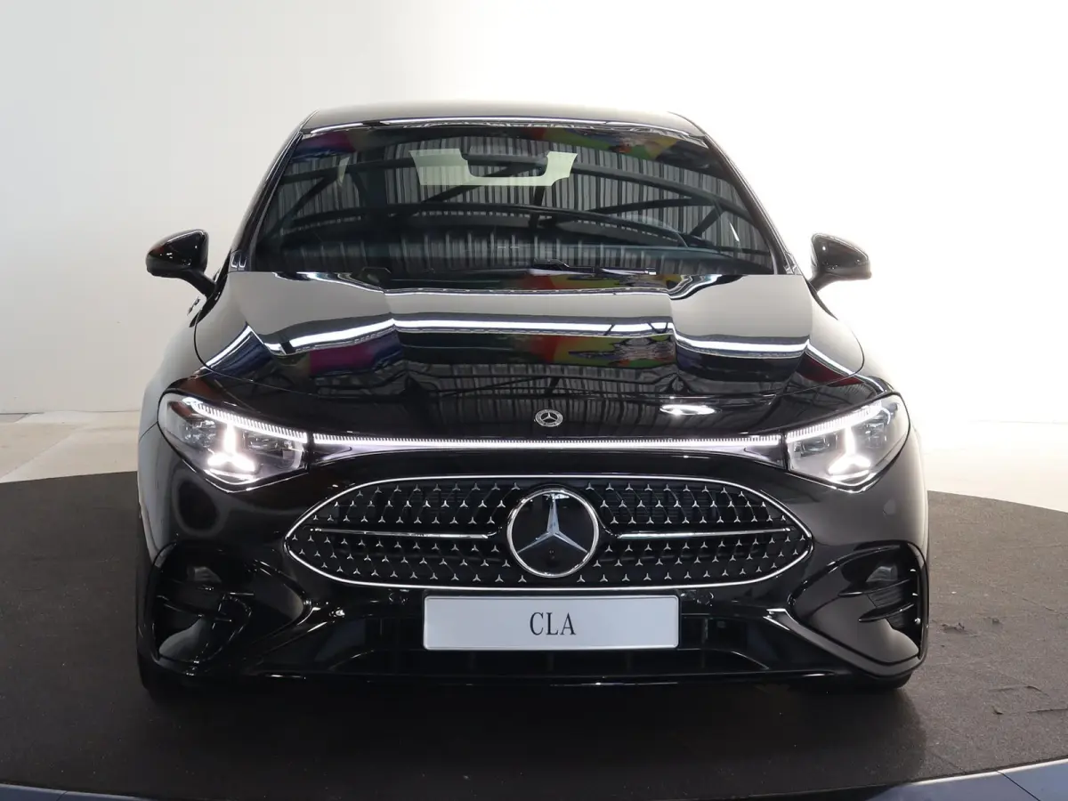 180 Business Solution AMG | Matrix led | 19" LM velgen | Night pakket | Memory pakket |