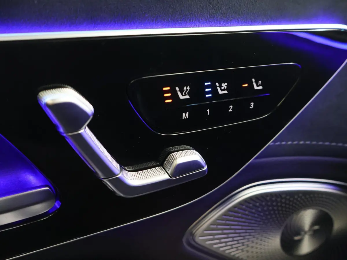 450 4MATIC AMG Line 7p 118 kWh | Panoramadak | Trekhaak | Hyperscreen | Stoelventilatie  Digital Light | Headup |