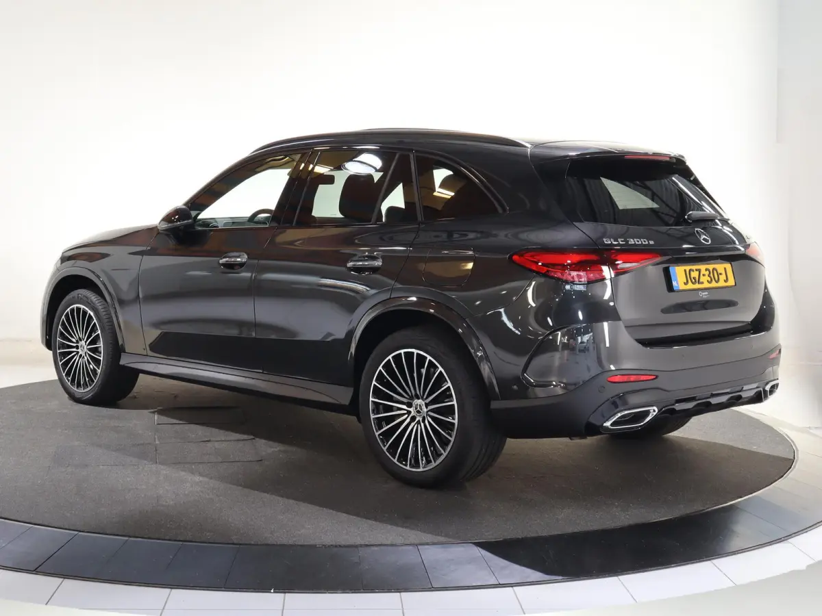 4MATIC Sport Edition | Panoramaschuifdak | Premium pakket | Nightpakket | 360° camera | Dodehoekassistent | DIGITAL LIGHT |