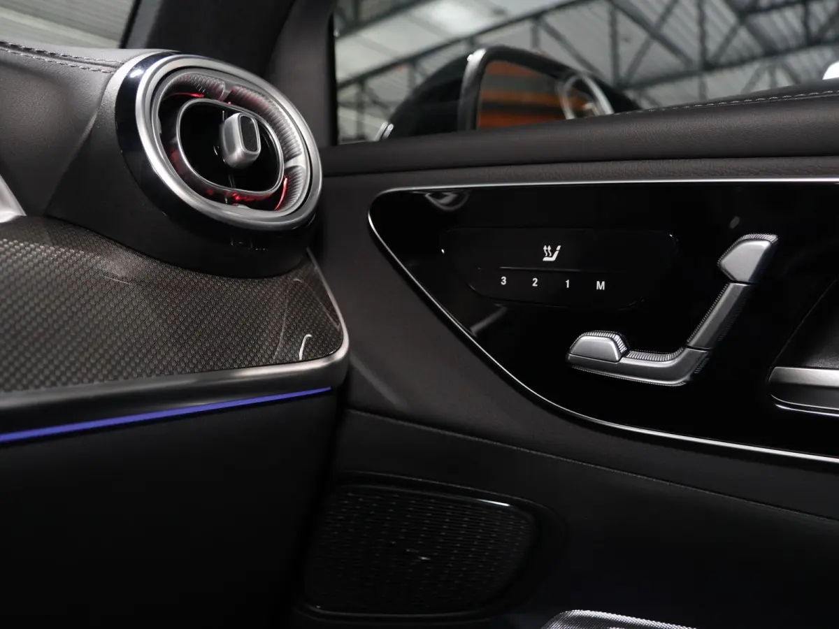 4MATIC Sport Edition | Panoramaschuifdak | Premium pakket | Nightpakket | 360° camera | Dodehoekassistent | DIGITAL LIGHT |
