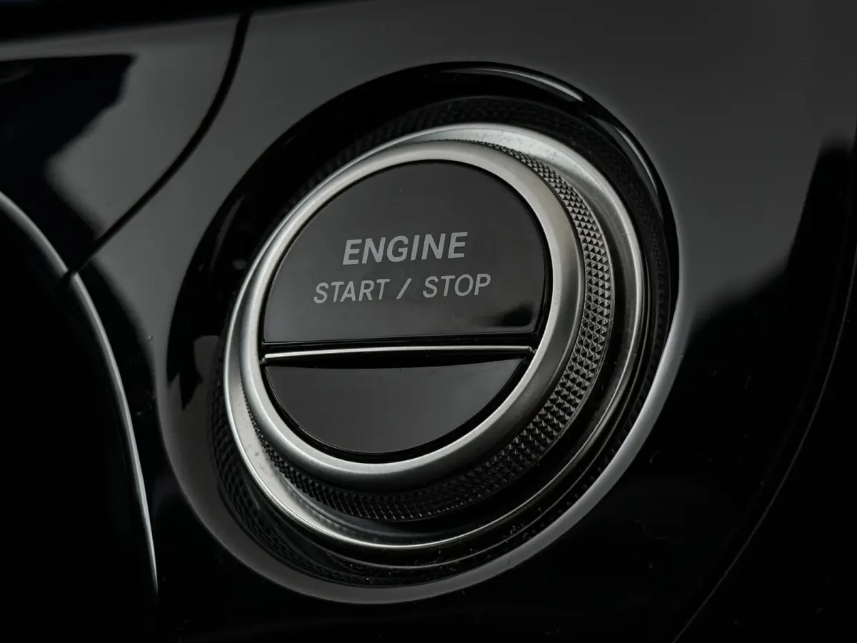 300 e Sport Edition | AMG | Night | Hyperscreen | Digital Light | Panoramadak | Verlichte grille |Memory |