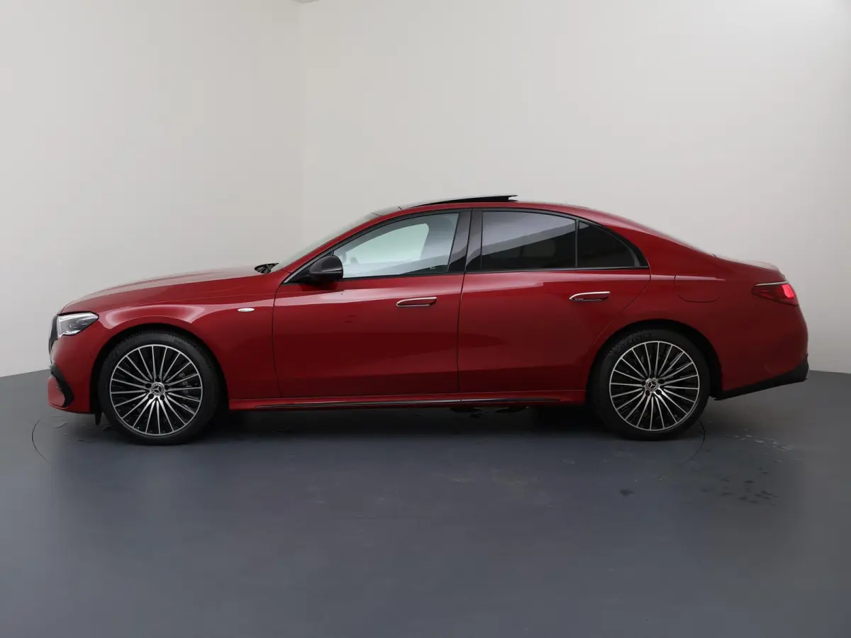 300 e Sport Edition | AMG | Night | Hyperscreen | Digital Light | Panoramadak | Verlichte grille |Memory |