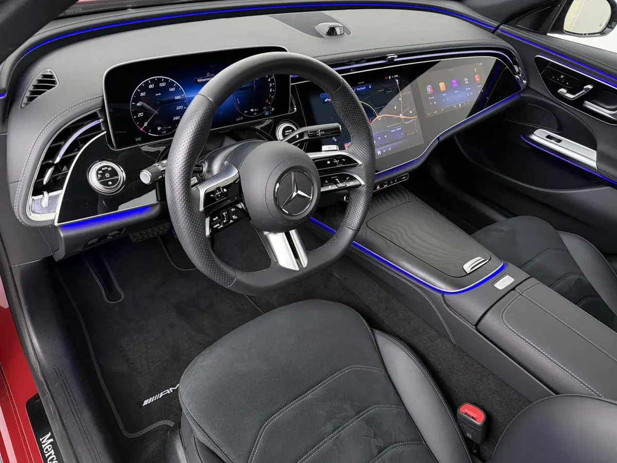 300 e Sport Edition | AMG | Night | Hyperscreen | Digital Light | Panoramadak | Verlichte grille |Memory |