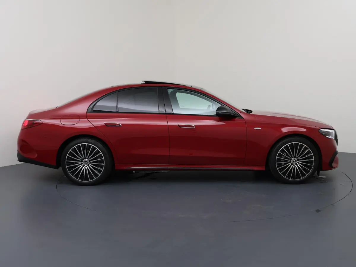 300 e Sport Edition | AMG | Night | Hyperscreen | Digital Light | Panoramadak | Verlichte grille |Memory |