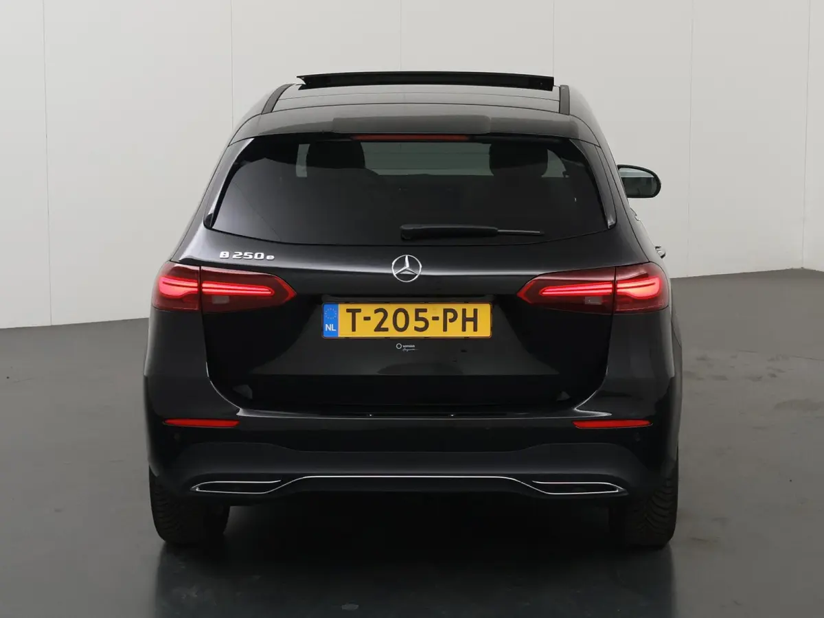 250 e Luxury Line | Beige bekleding | Rij assistentiepakket | Multibeam koplampen |