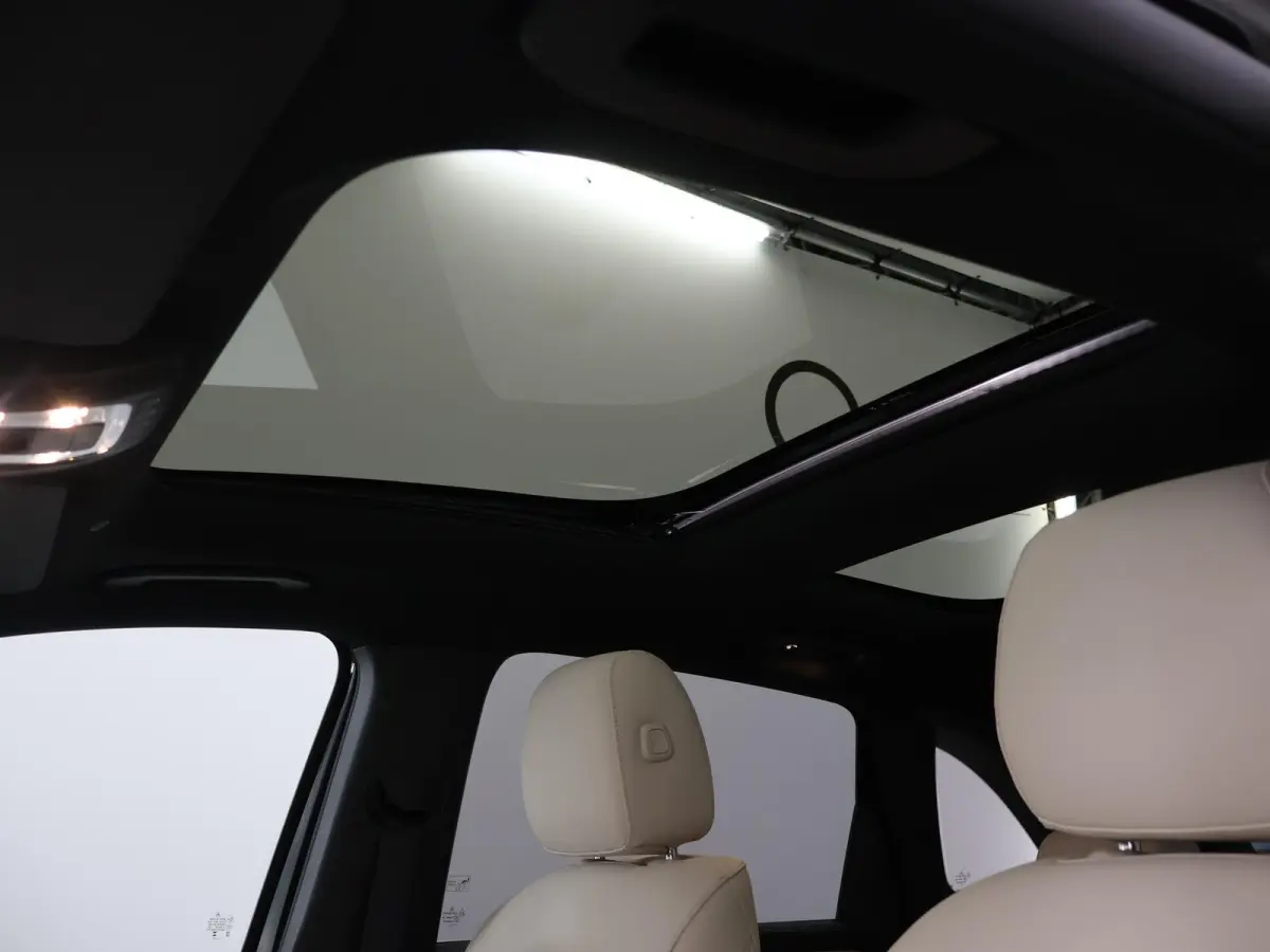 250 e Luxury Line | Beige bekleding | Rij assistentiepakket | Multibeam koplampen |