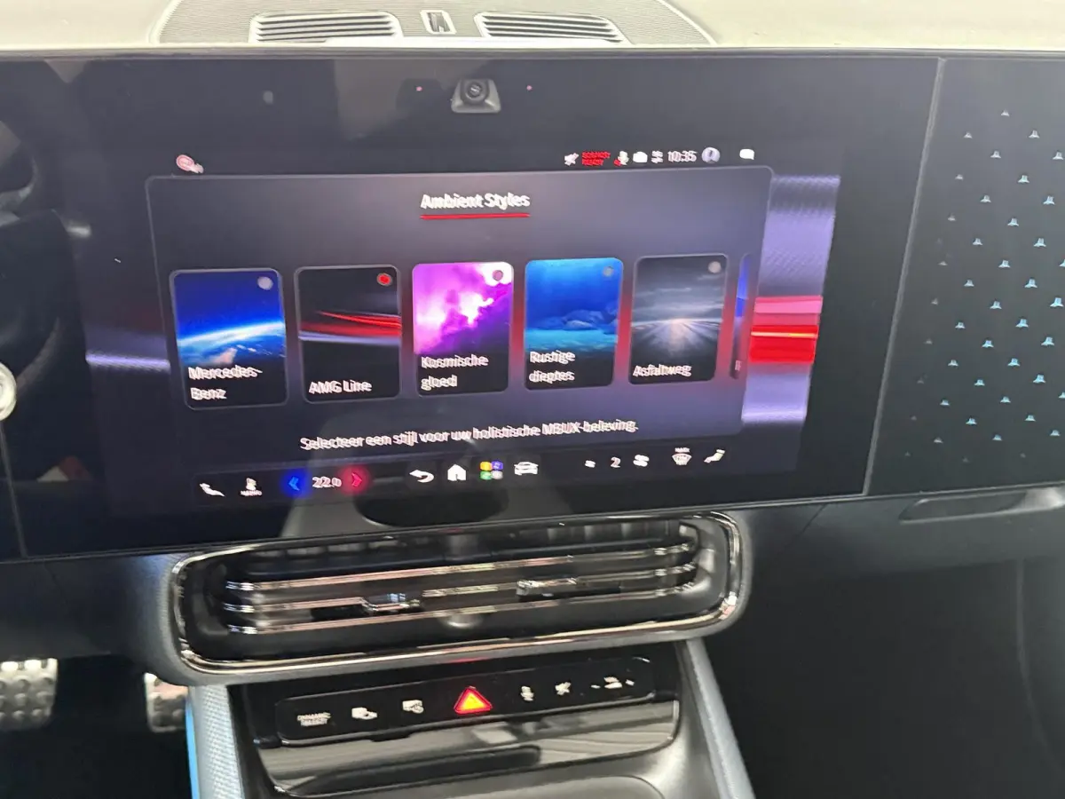 250+ Business Solution AMG 85.5 kWh | Nightpakket | Memorypakket | Panoramadak | Dodehoekassistent | Spiegelpakket |  |
