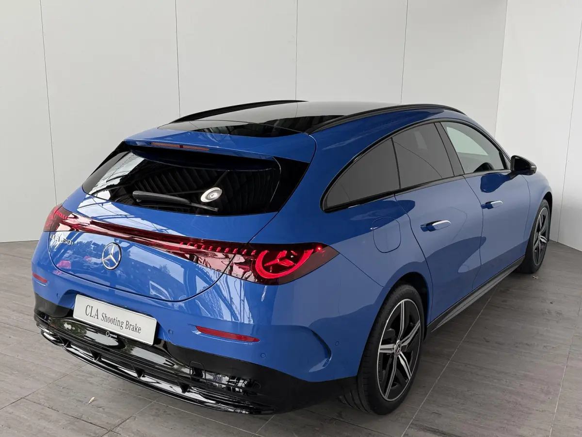 250+ Business Solution AMG 85.5 kWh | Nightpakket | Memorypakket | Panoramadak | Dodehoekassistent | Spiegelpakket |  |