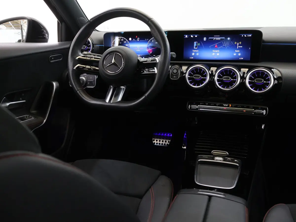 180 Business Solution AMG | Night pakket | Panoramadak |