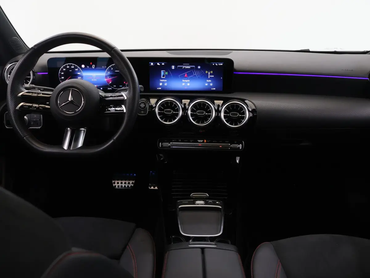 180 Business Solution AMG | Night pakket | Panoramadak |