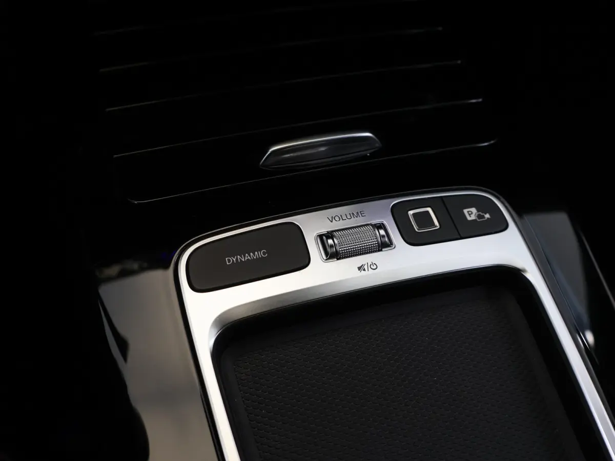 180 Business Solution AMG | Night pakket | Panoramadak |