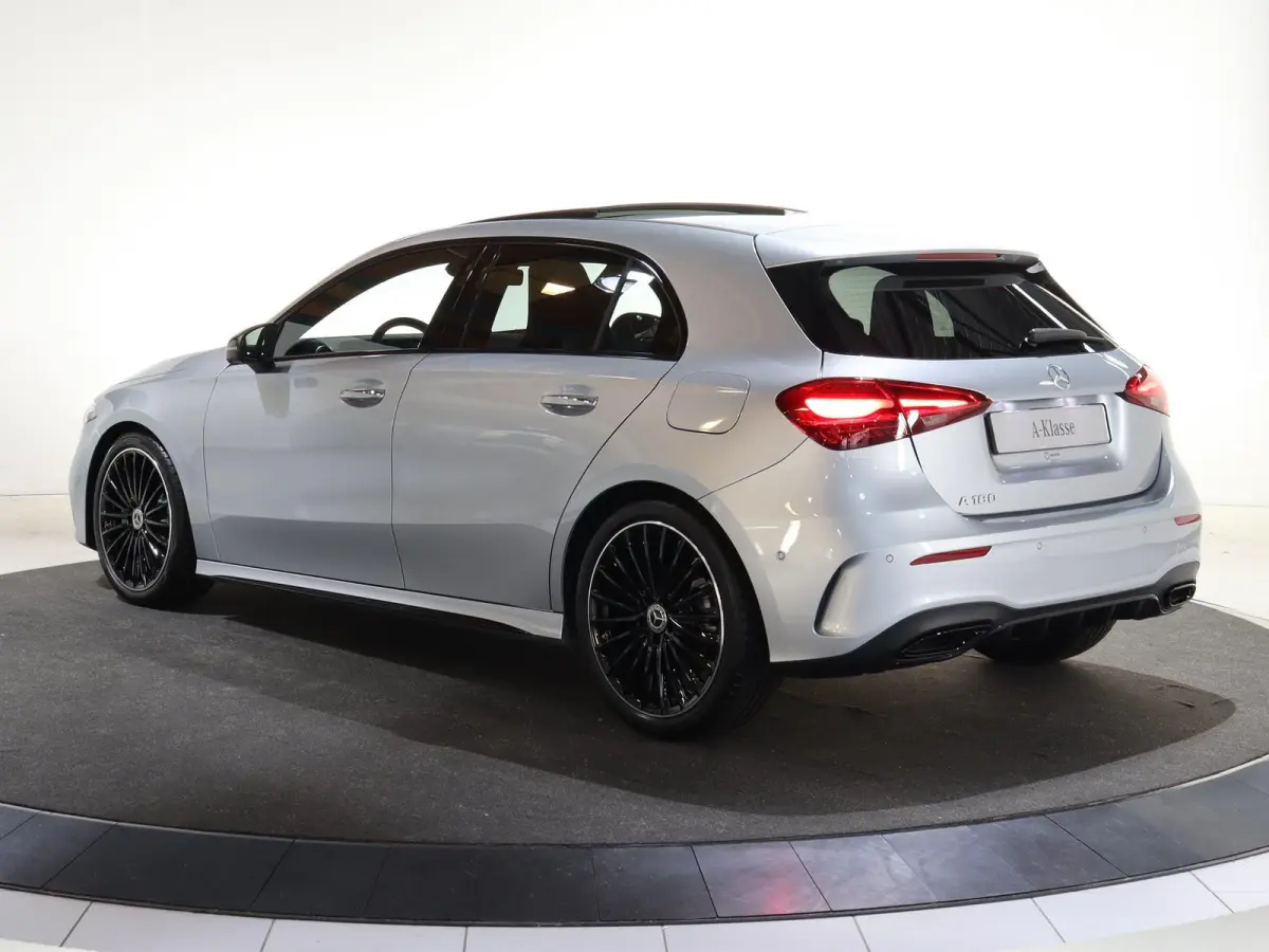 180 Business Solution AMG | Panoramaschuifdak | AMG Line Plus pakket | 19”AMG-velgen | Head-up display | Dodehoekassistent |