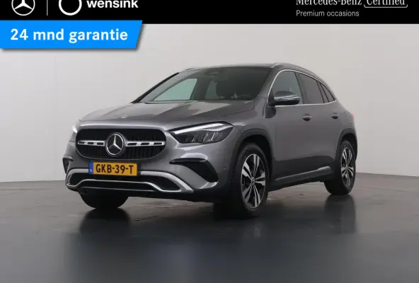 180 Star Edition Luxury Line | Keyless | Achteruitrijcamera | Panoramadak | Stoelverwarming | Afneembare Trekhaak