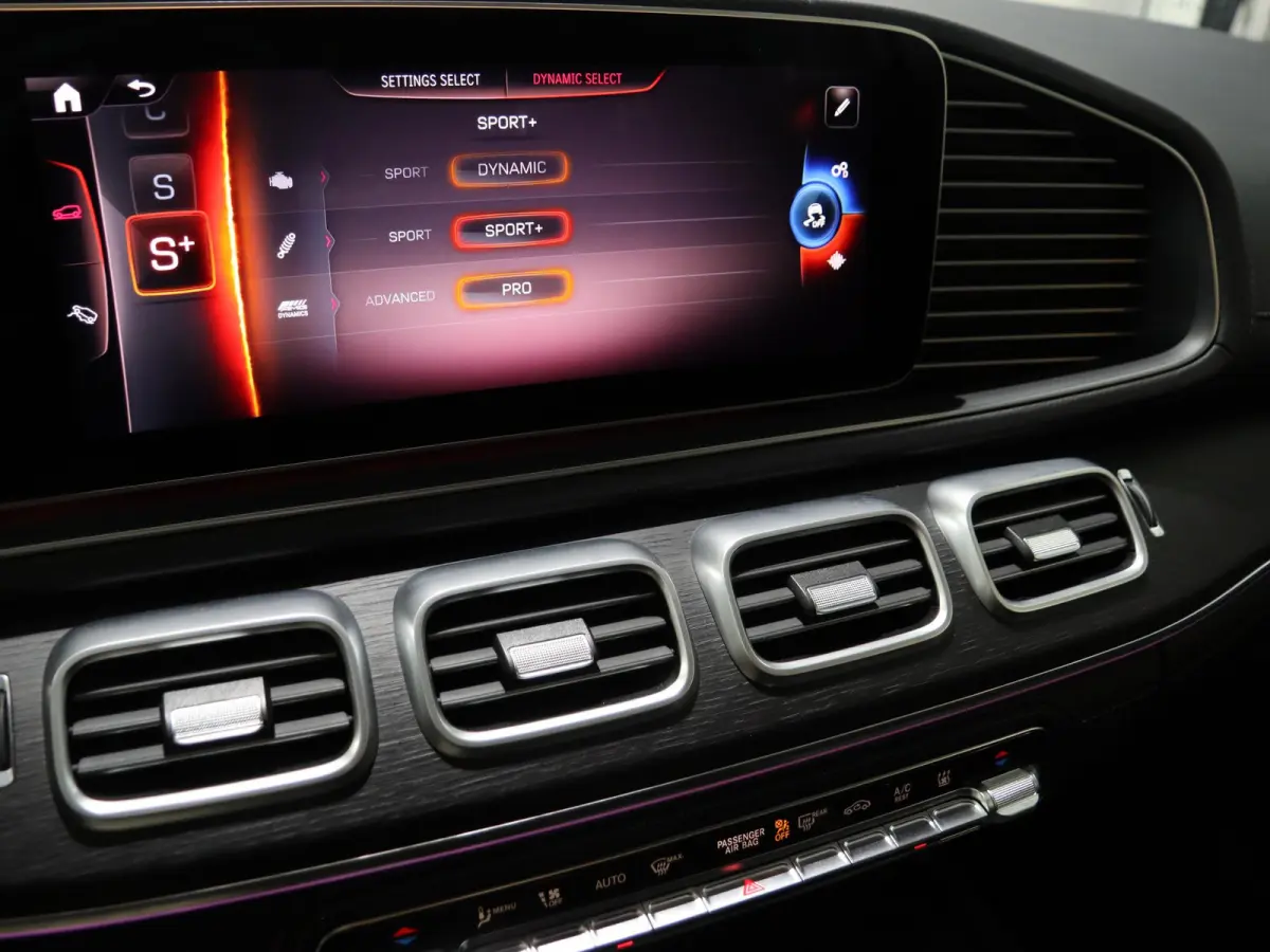 AMG 53 Hybrid 4MATIC+ | Alpin grau | Head up display | Panoramadak | Trekhaak | Multibeam | Winter pakket | Stoelkoeling |
