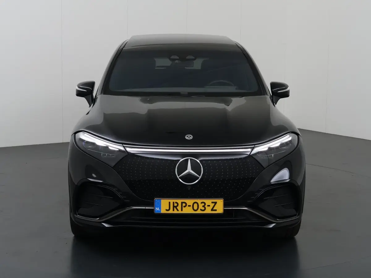 450 4MATIC 108 kWh AMG Line | Nieuwprijs € 150.752 | Premium Plus Pakket | Panoramaschuifdak | Akoestiekcomfortpakket | Massagestoelen | Trekhaak | Softclose | Verwarmde Voorruit |