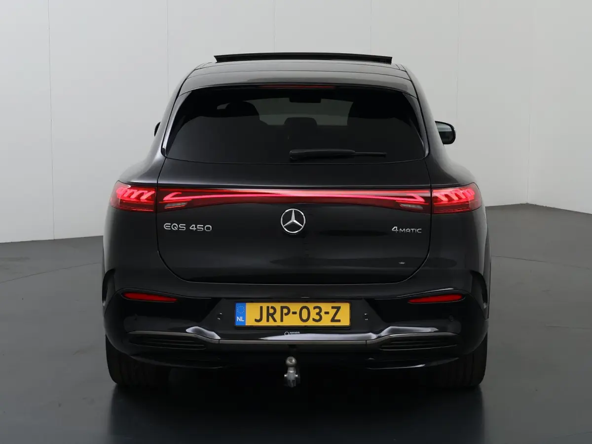 450 4MATIC 108 kWh AMG Line | Nieuwprijs € 150.752 | Premium Plus Pakket | Panoramaschuifdak | Akoestiekcomfortpakket | Massagestoelen | Trekhaak | Softclose | Verwarmde Voorruit |