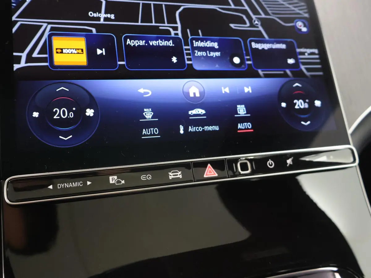 450 4MATIC 108 kWh AMG Line | Nieuwprijs € 150.752 | Premium Plus Pakket | Panoramaschuifdak | Akoestiekcomfortpakket | Massagestoelen | Trekhaak | Softclose | Verwarmde Voorruit |