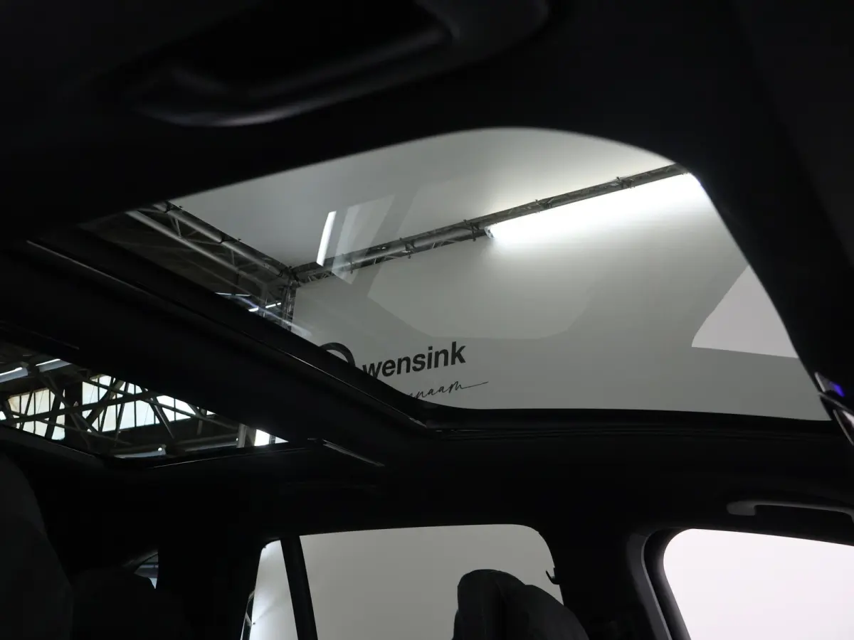 450 4MATIC 108 kWh AMG Line | Nieuwprijs € 150.752 | Premium Plus Pakket | Panoramaschuifdak | Akoestiekcomfortpakket | Massagestoelen | Trekhaak | Softclose | Verwarmde Voorruit |