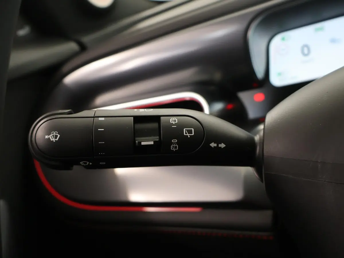 BRABUS 66 kWh | Panoramadak | HUD | Keyless entry | 360 Camera | Memory | Drive Pilot | 428 PK! |