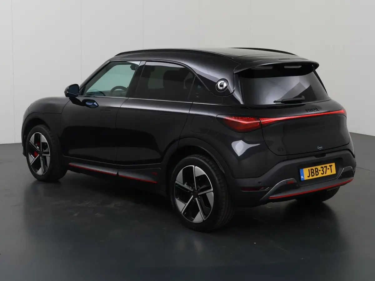 BRABUS 66 kWh | Panoramadak | HUD | Keyless entry | 360 Camera | Memory | Drive Pilot | 428 PK! |