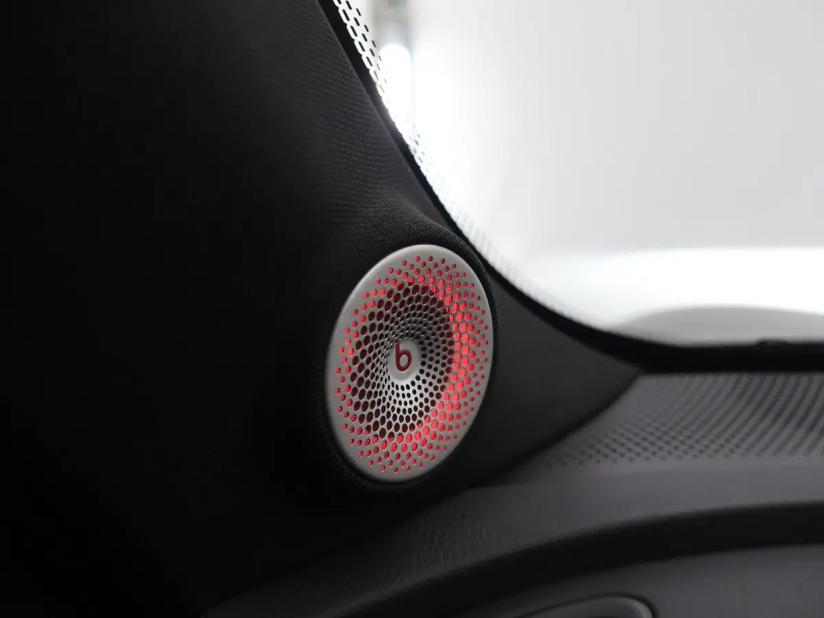 BRABUS 66 kWh | Panoramadak | HUD | Keyless entry | 360 Camera | Memory | Drive Pilot | 428 PK! |