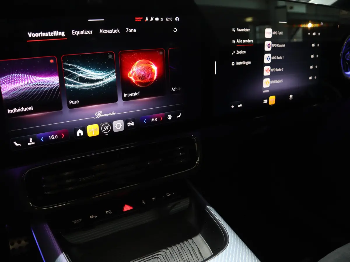 200 Business Solution AMG 58 kWh | Panoramadak | Premium Pakket | Superscreen | Trekhaak | Head-Up | Burmester |