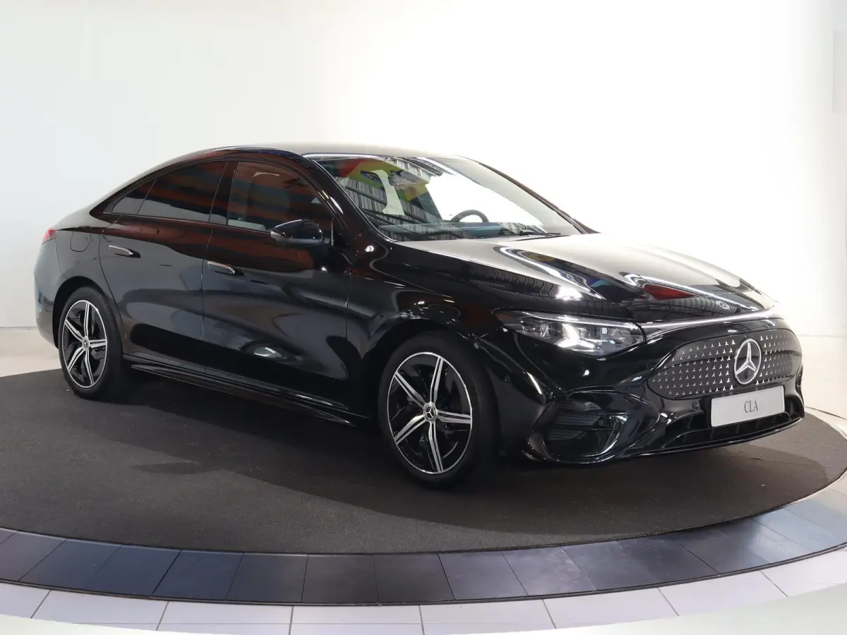 200 Business Solution AMG 58 kWh | Panoramadak | Premium Pakket | Superscreen | Trekhaak | Head-Up | Burmester |