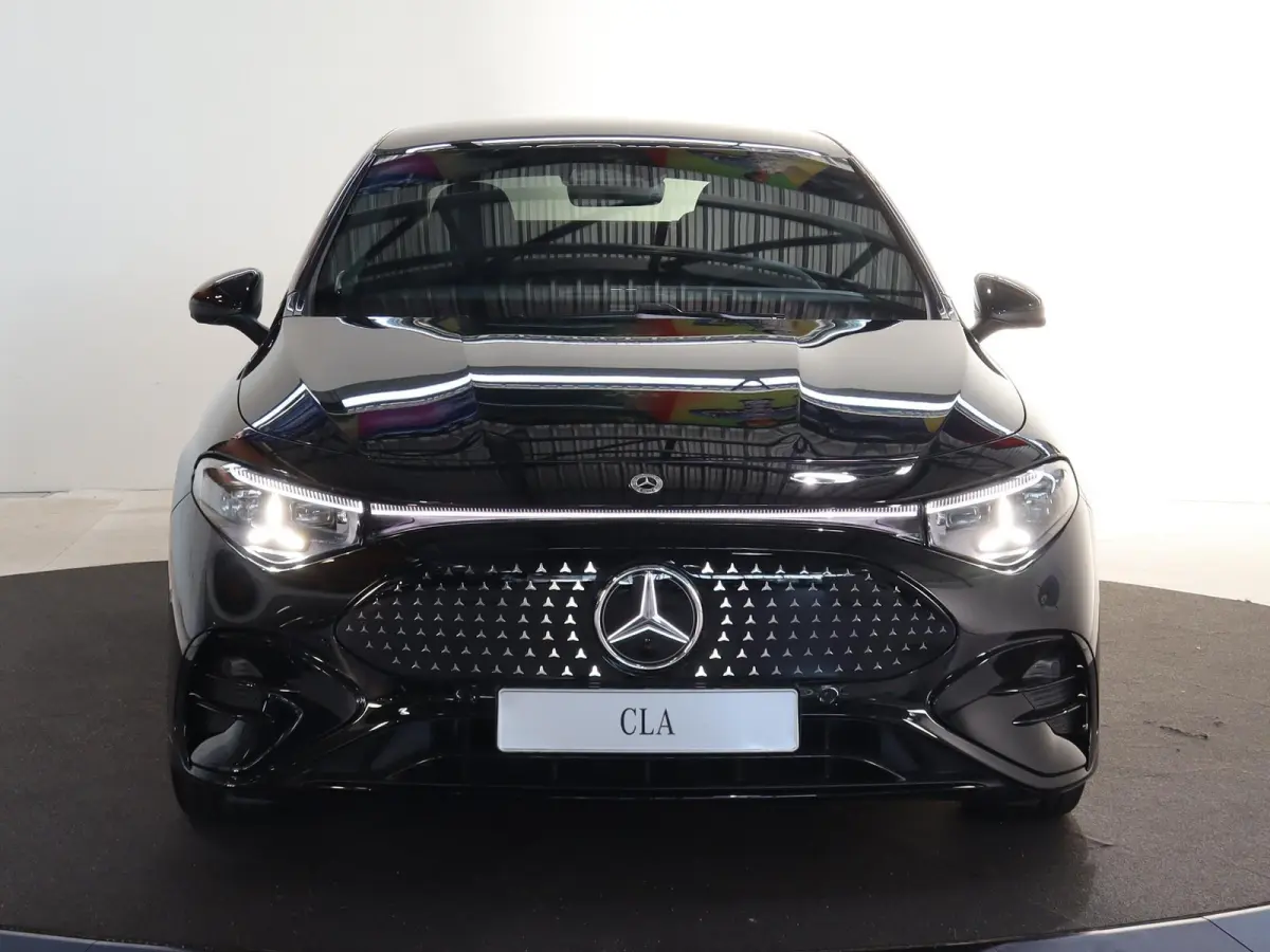 200 Business Solution AMG 58 kWh | Panoramadak | Premium Pakket | Superscreen | Trekhaak | Head-Up | Burmester |