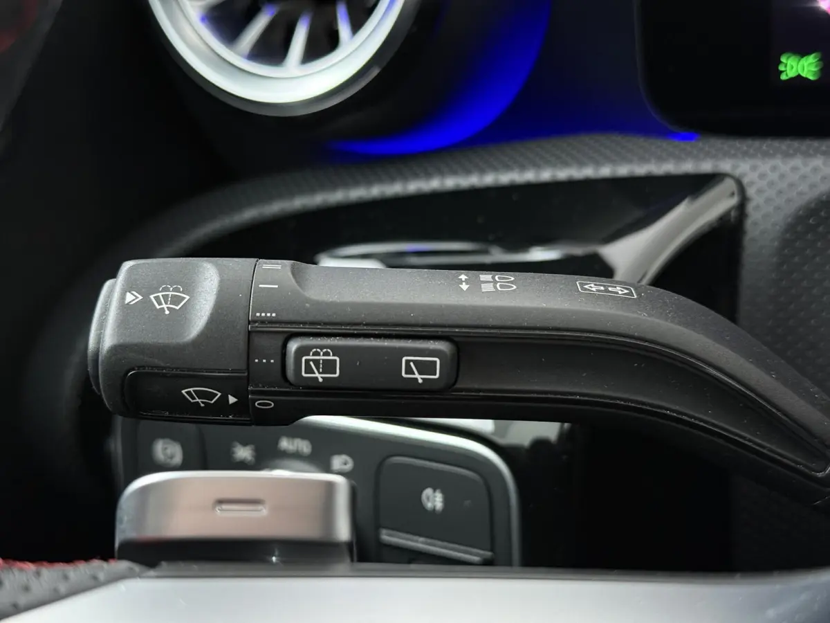 180 Business Solution AMG | Panoramadak | Sfeerverlichting | Stoelverwarming | Parkeercamera |
