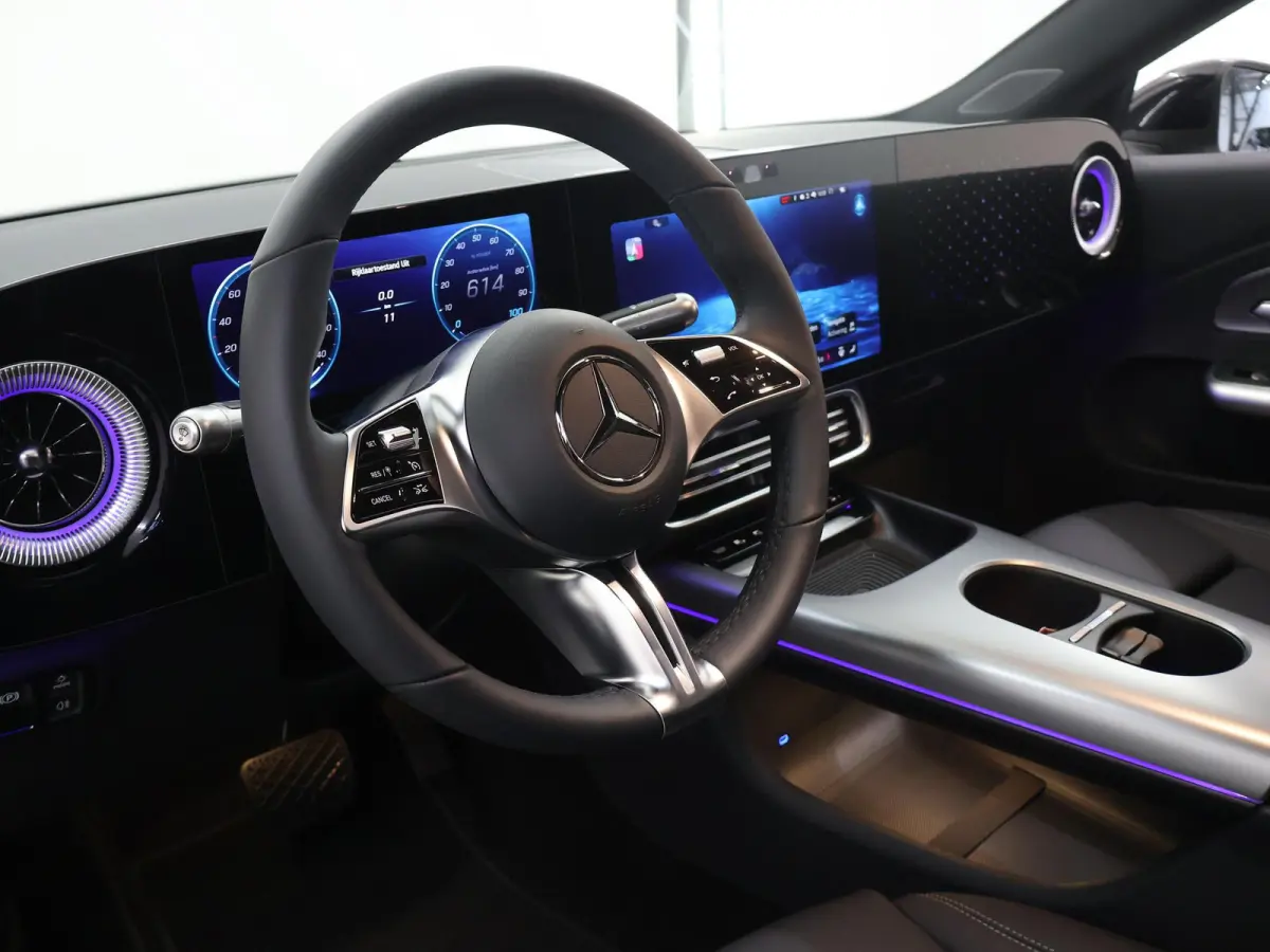 250+ Business Solution Luxury 85.5 kWh | Night Pakket | Memorypakket | Massagefunctie | Achteruitrijcamera | Panoramadak |
