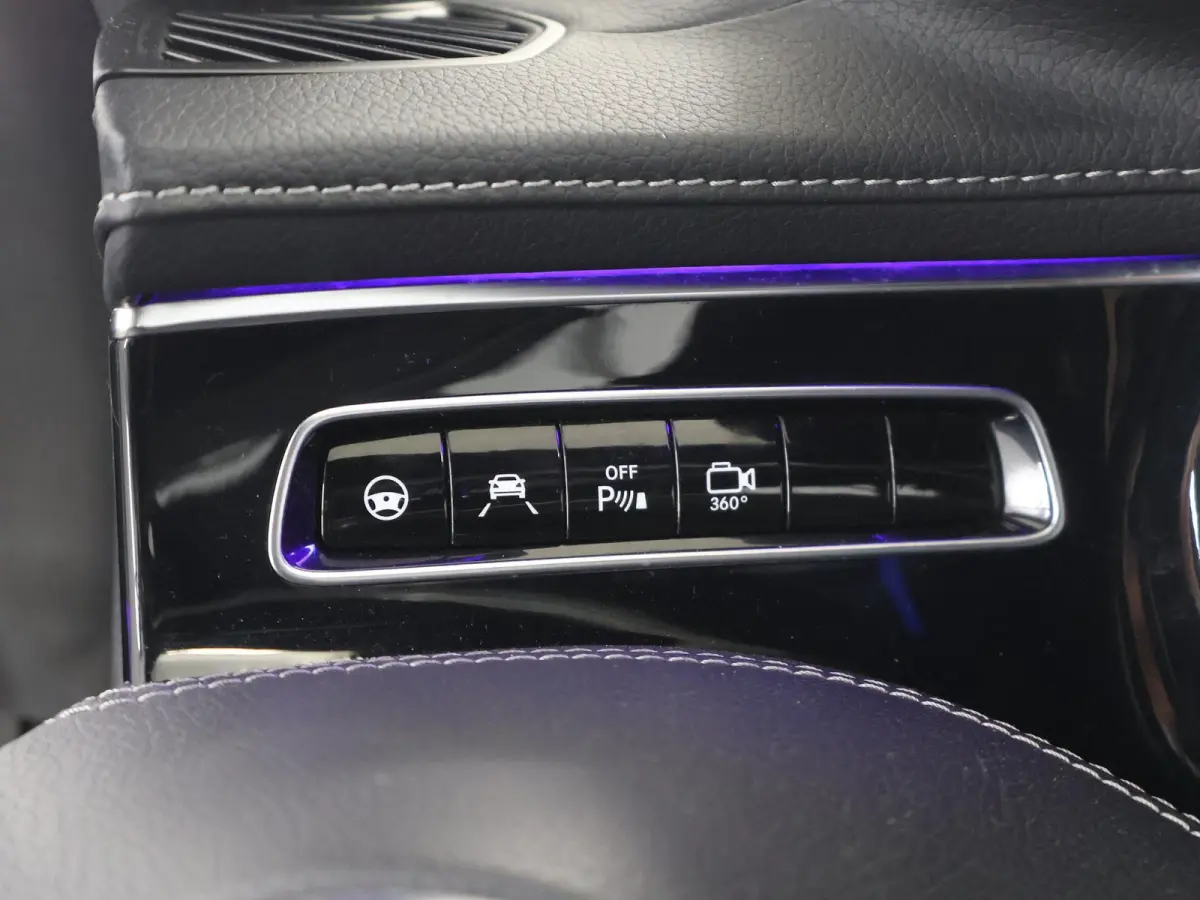 400 4Matic | AMG | Panoramaschuifdak met MAGIC SKY CONTROL | Nappa leder | 20" lichtmetalen velgen | Burmester | Memory | Keyless | Distronic |