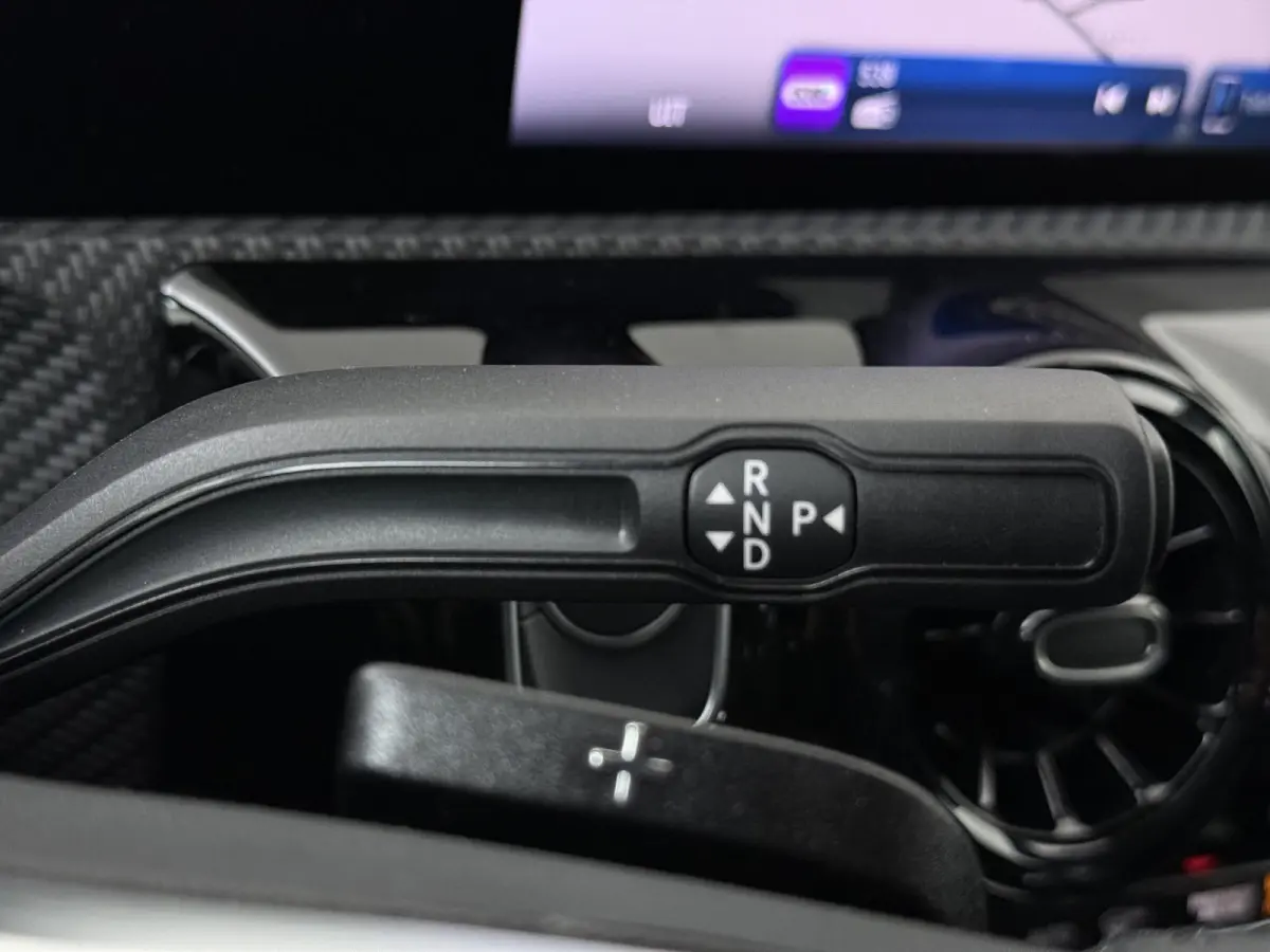 250 e Star Edition | Distronic | Apple CarPlay | Achteruitrijcamera | Stoelverwarming |