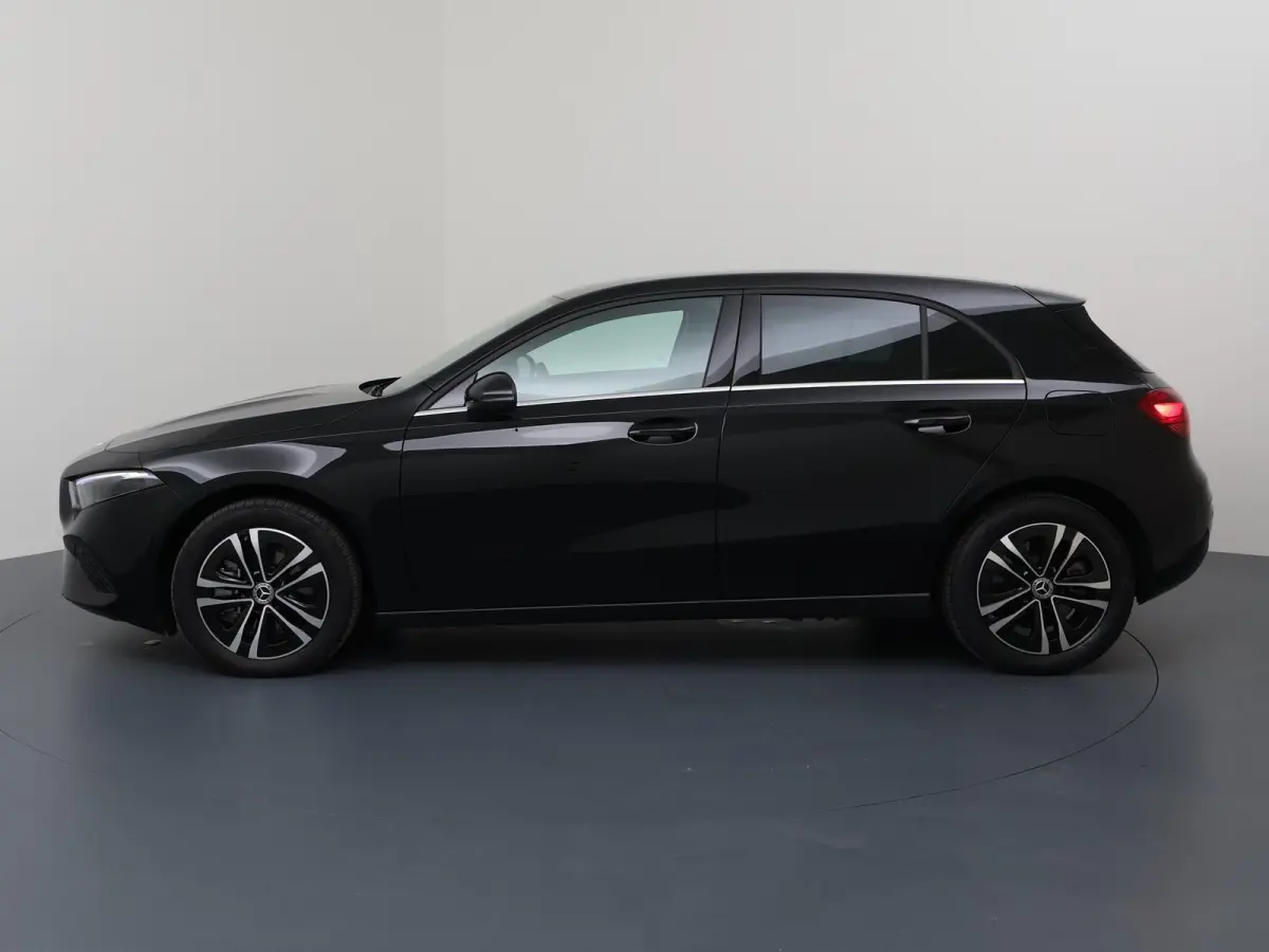 250 e Star Edition | Distronic | Apple CarPlay | Achteruitrijcamera | Stoelverwarming |