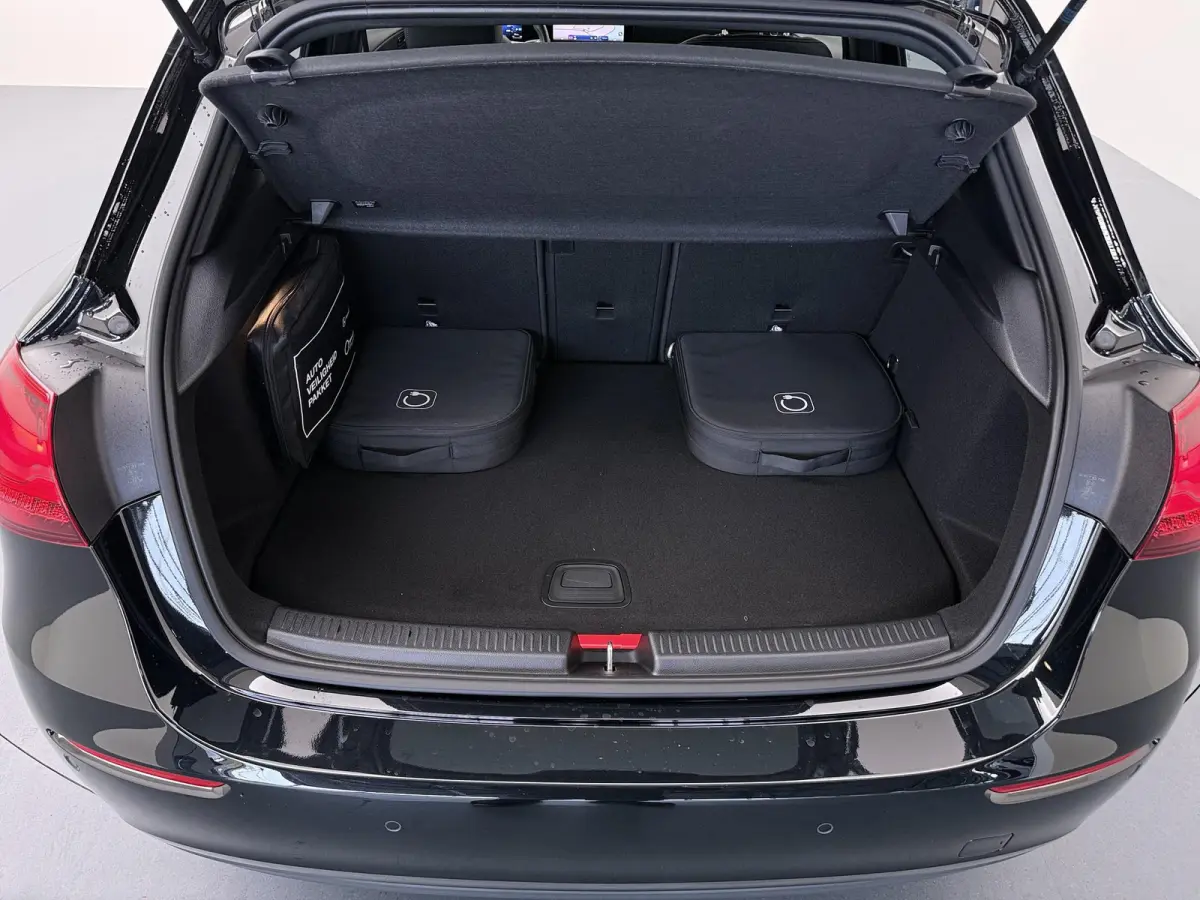 250 e Star Edition | Distronic | Apple CarPlay | Achteruitrijcamera | Stoelverwarming |