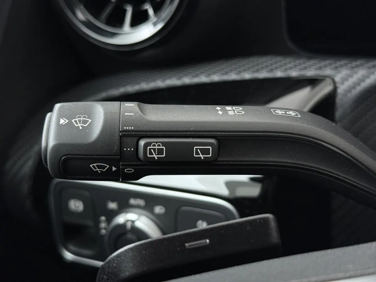 250 e Star Edition | Distronic | Apple CarPlay | Achteruitrijcamera | Stoelverwarming |