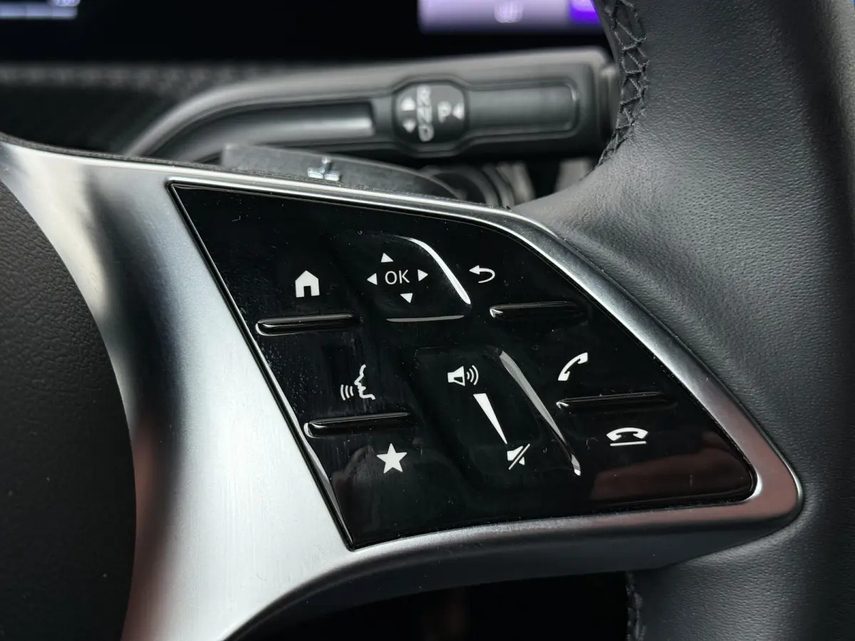 250 e Star Edition | Distronic | Apple CarPlay | Achteruitrijcamera | Stoelverwarming |