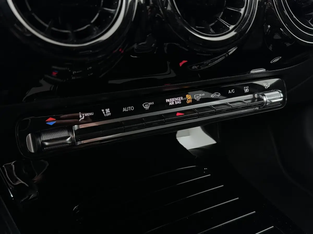 250 e Star Edition | Distronic | Apple CarPlay | Achteruitrijcamera | Stoelverwarming |