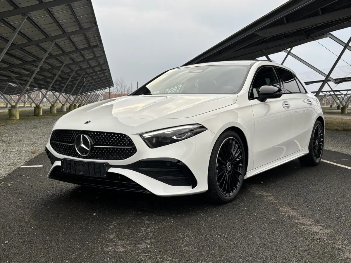 180 Star Edition AMG Line | Night | Panoramadak | Multibeam LED | 19 Inch LM velgen | Sfeerverlichting |