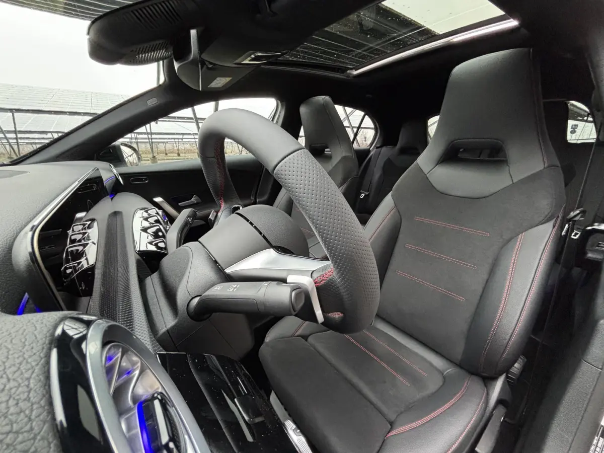 180 Star Edition AMG Line | Night | Panoramadak | Multibeam LED | 19 Inch LM velgen | Sfeerverlichting |
